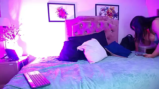 Selenee23 online show from 03.11.26