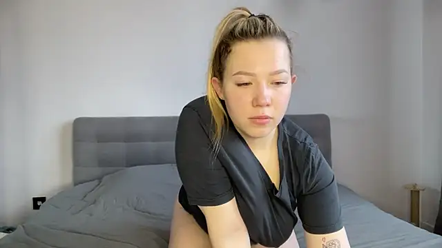 alyrasun online show from 03.19.26