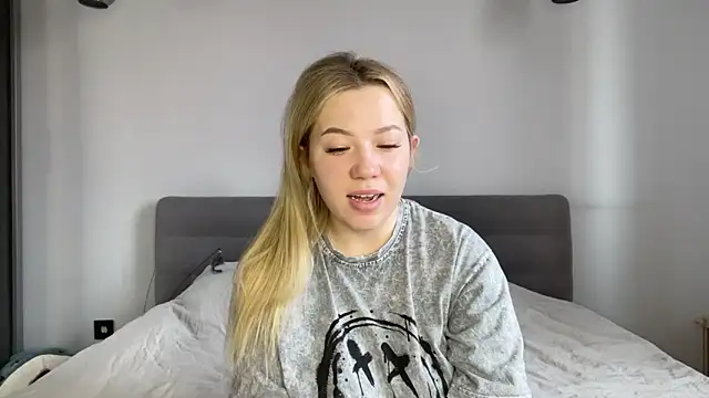 alyrasun online show from 04.14.26