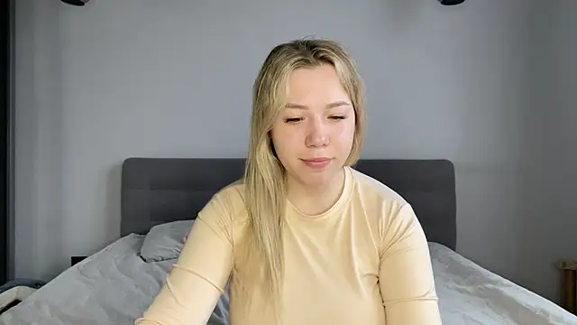 alyrasun online show from 04.17.26