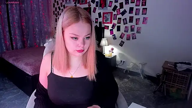 AmeliaMerris online show from 03.31.26