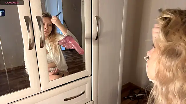 WonderedFlair online show from 04.21.26