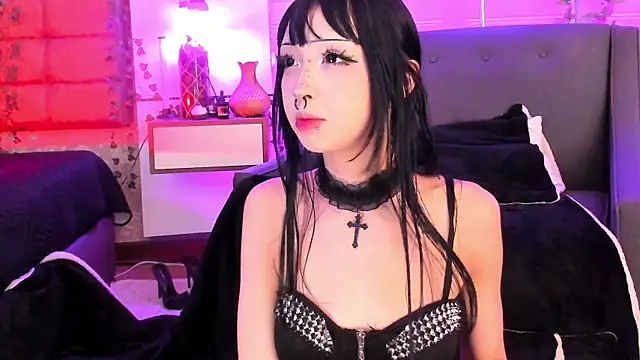 Vickmoon online show from 05.23.26
