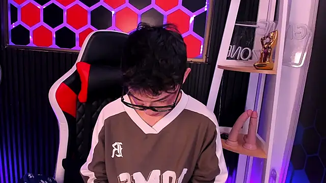 Cristopher Wild online show from 06.11.26