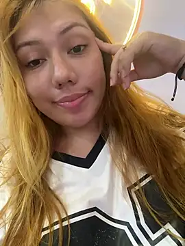 Lia Sterling online show from 03.07.26