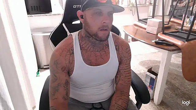 SecretsNextDoor online show from 04.20.26