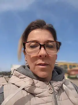 Snapshot of ManuelaX chatting on 03.01.26 ManuelaX online show from 03.01.26