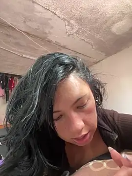 Marianaxc online show from 04.27.26