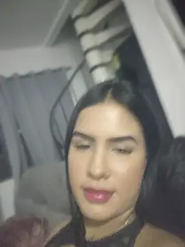 AmberRooss online show from 03.17.26