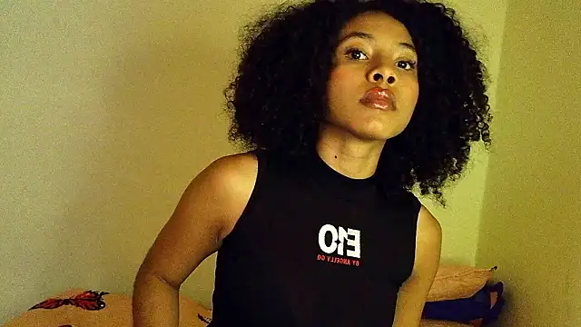 Larita curly online show from 03.27.26