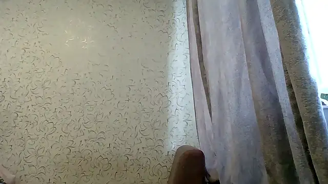 Snapshot of Aurora_Breeze chatting on 06.19.26 Aurora Breeze online show from 06.19.26
