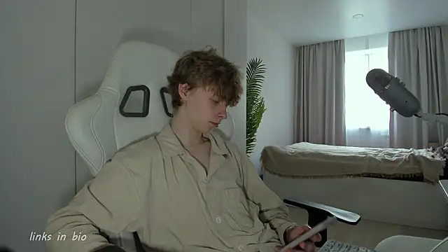 Wawesuc online show from 03.31.26