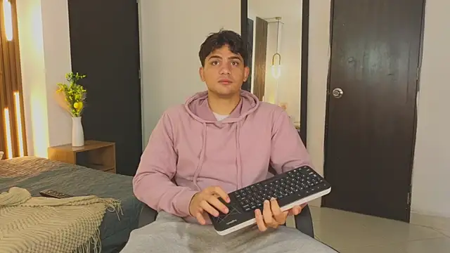 MrAdonis  online show from 04.20.26