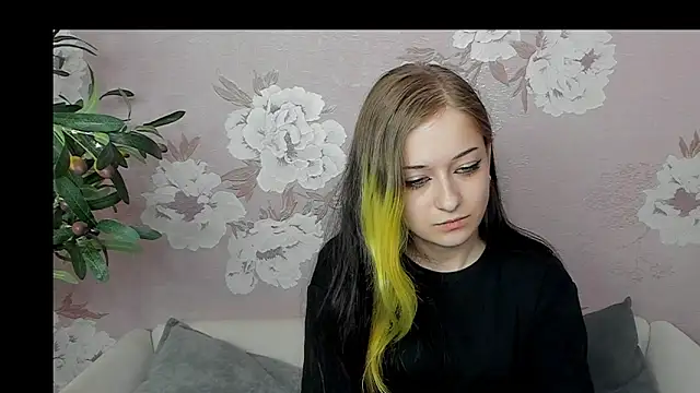 KarriePinilla online show from 03.07.26