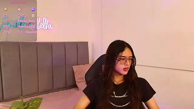 Snapshot of KVAS_TAY1 chatting on 03.23.26 KVAS TAY1 online show from 03.23.26