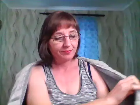 Alisaprice077 online show from 04.22.26