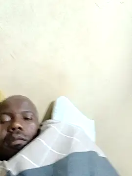 Snapshot of Zolani003 chatting on 03.10.26 Zolani003 online show from 03.10.26