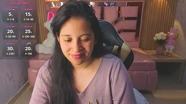 Snapshot of sara_tellez_s chatting on 06.18.26 sara tellez s online show from 06.18.26