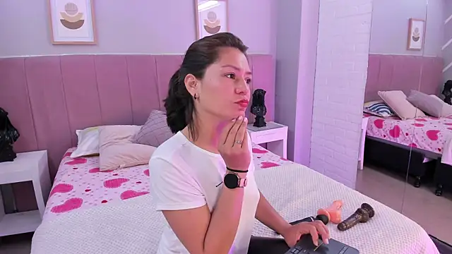 NatyBliss gh online show from 04.19.26