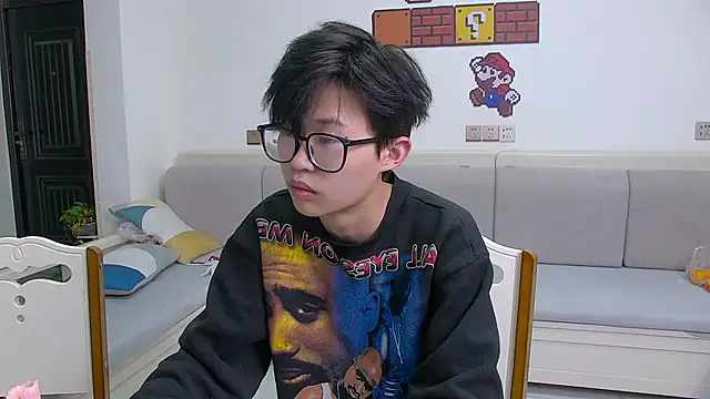 Chili-001 online show from 04.09.26