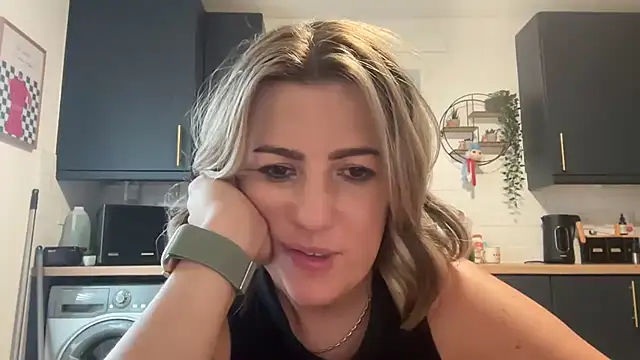annabellewarick online show from 07.19.26