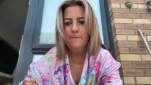 annabellewarick online show from 07.21.26