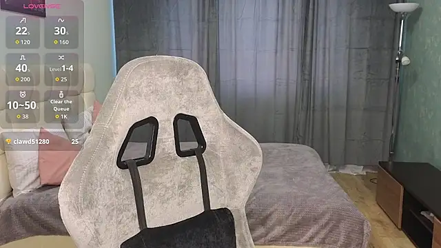 Kristy Bell1 online show from 04.10.26