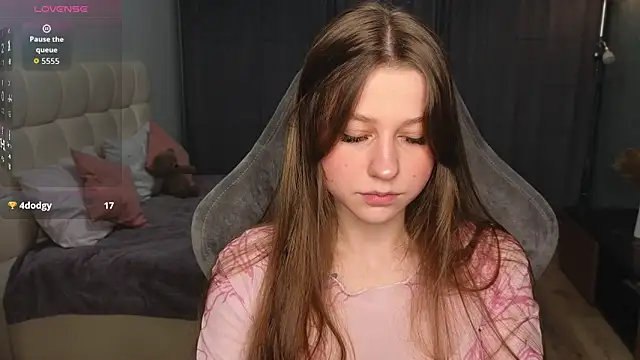 Kristy Bell1 online show from 04.10.26