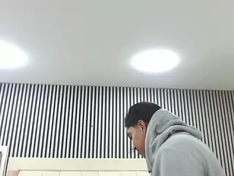 Alex Wolft online show from 04.11.26