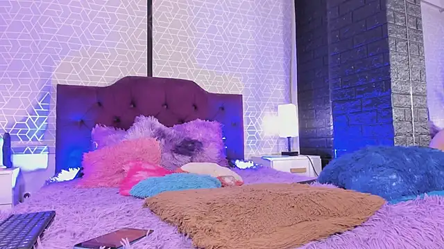 Sary LittleSmiles online show from 04.27.26