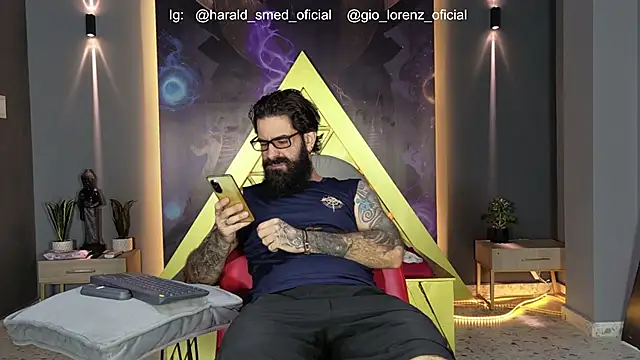 Snapshot of Haraldsmed chatting on 06.05.26 Haraldsmed online show from 06.05.26