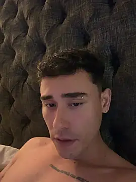 Snapshot of Adam_Grey chatting on 05.06.26 Adam Grey online show from 05.06.26