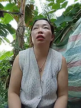 Snapshot of Yellow-pink chatting on 07.04.26 Yellow-pink online show from 07.04.26