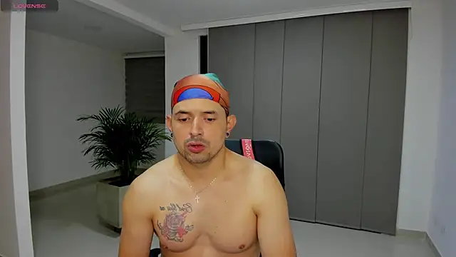 TroyeSavage online show from 03.13.26