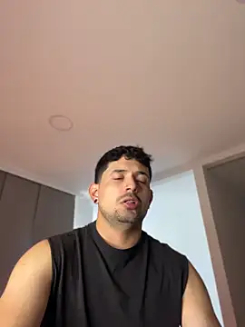 TroyeSavage online show from 04.20.26