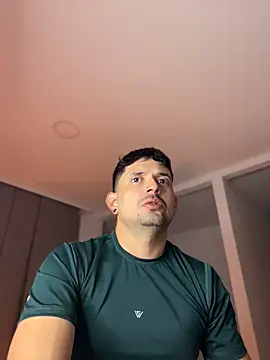 TroyeSavage online show from 04.26.26