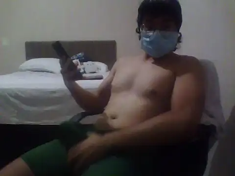 Snapshot of vinii1800 chatting on 04.05.26 vinii1800 online show from 04.05.26