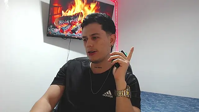 JUAN CAMILOXXX online show from 04.18.26