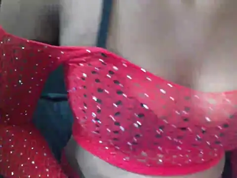 Couplehot00 online show from 04.30.26
