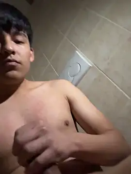 uunico22anni online show from 03.14.26