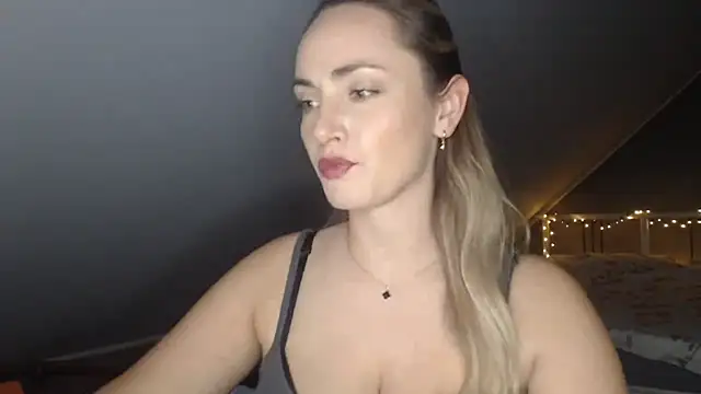 ScarlettSensitive online show from 06.07.26