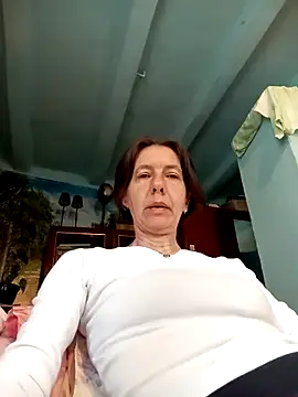 Tania9876 online show from 05.13.26