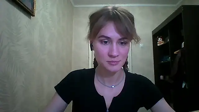 ElenoreHolguin online show from 03.28.26