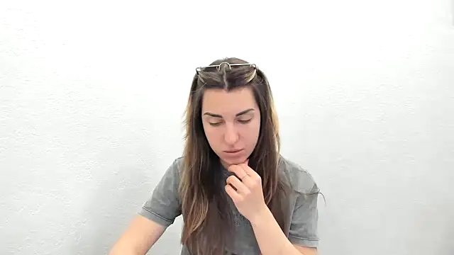 summmmersky1 online show from 03.18.26