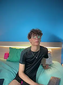willturneer online show from 07.09.26
