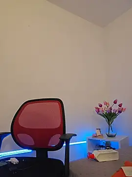 Victoria Evanss online show from 04.11.26