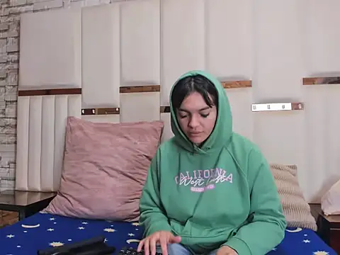 Alaia Blosson online show from 03.24.26