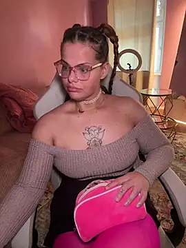 EmiliaSunx online show from 03.18.26