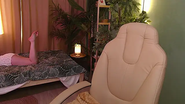 Kristen Bellle online show from 04.22.26