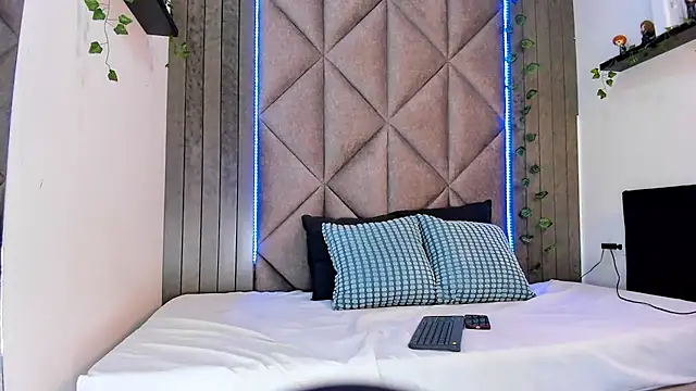 Meganlove   online show from 04.03.26